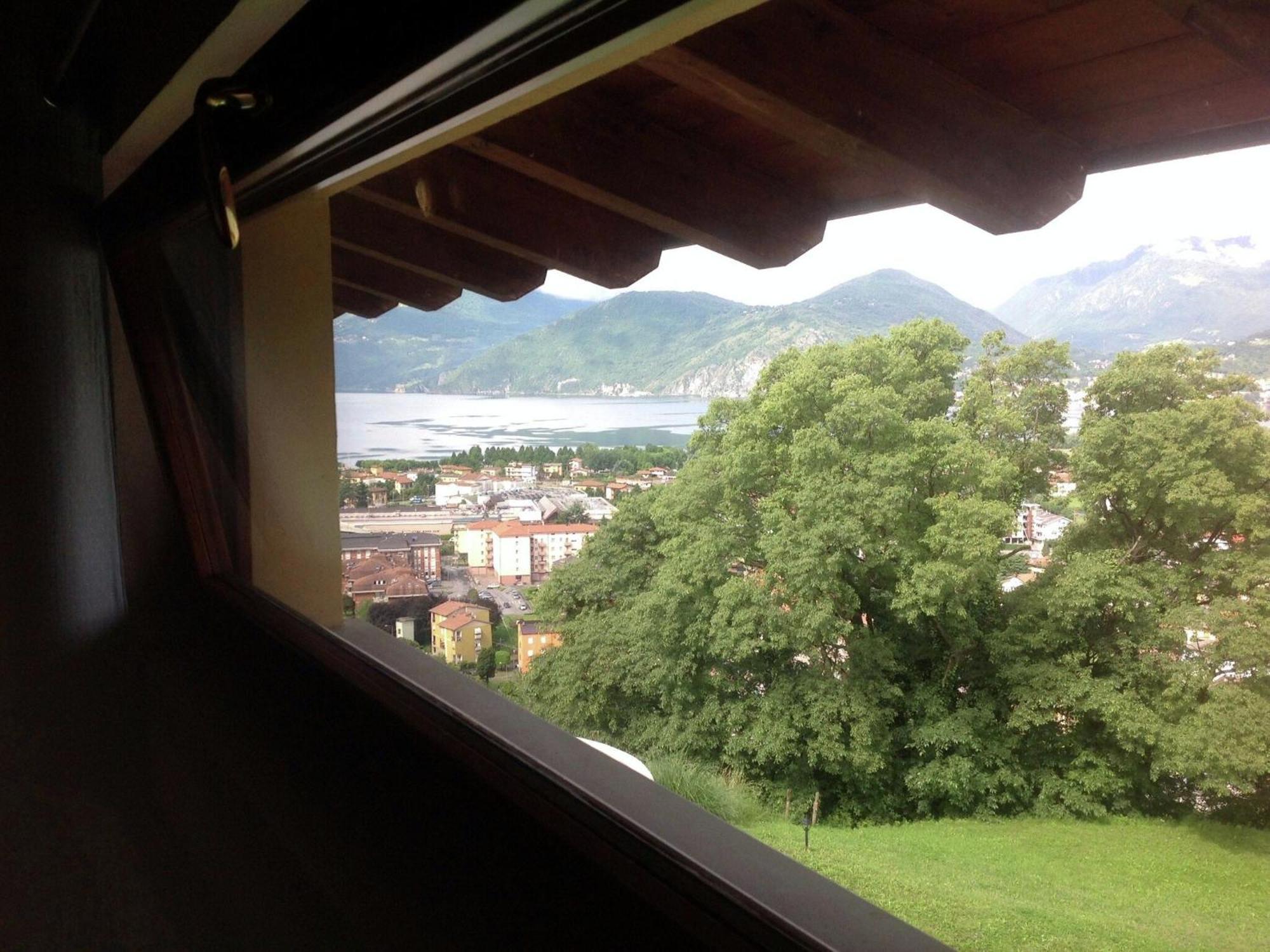 Villa In Pisogne With Pool Garden And Lake View المظهر الخارجي الصورة